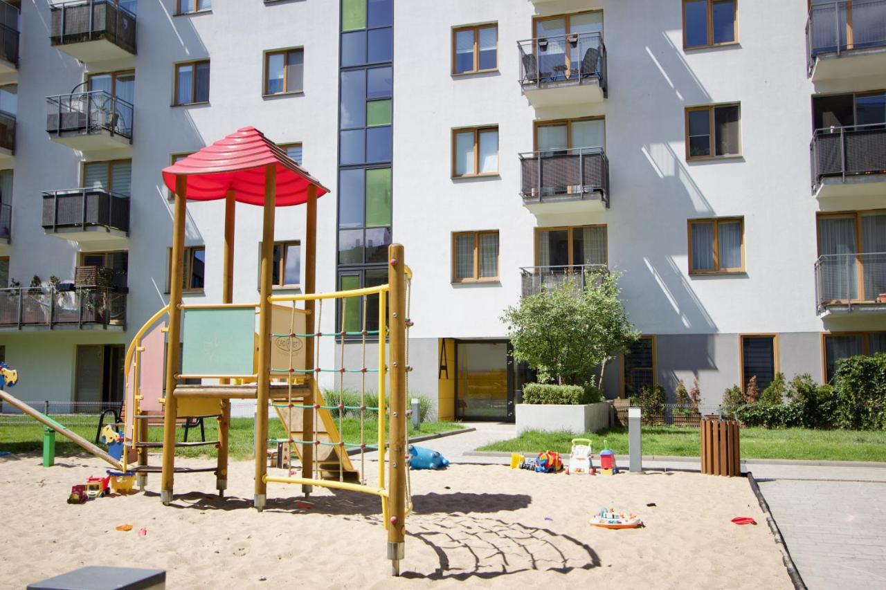 شقة Mp Rent- 48M, Klimatyzacja, Ogrodek, Parking, Jana Kazimierza, Travellerrevawards2024 وارسو المظهر الخارجي الصورة